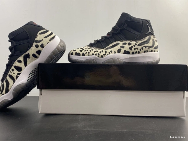 HYPE 11 INSTINCT AR0715-010 ANIMAL JORDAN AIR 0812
